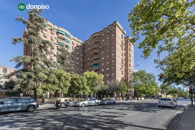 PISO CON GARAJE EN AV. PULIANAS — 32