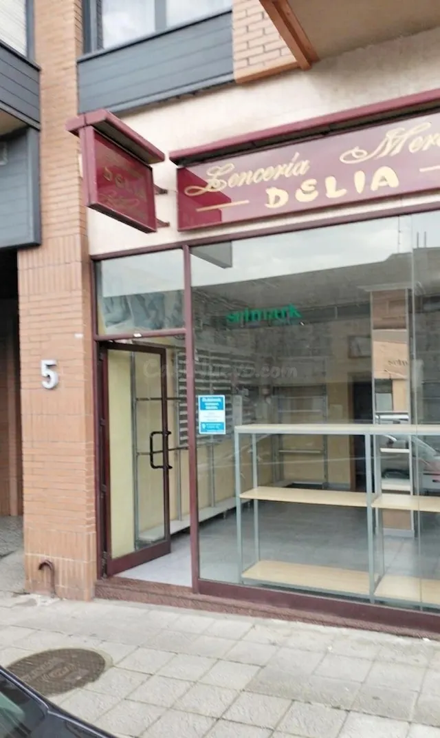 LOCAL COMERCIAL EN ZONA DE GRAN AFLUENCIA EN OVIEDO PERFECTO - foto 3