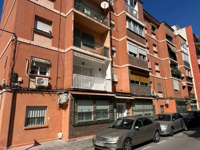 APARTAMENTO DE 3 DORMITORIOS EN UNA DE LAS MEJORES ZONAS DE  - foto 4
