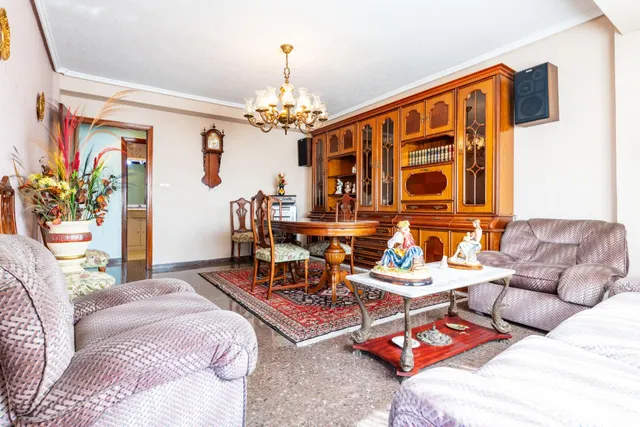 Piso en venta en calle Alcácer Valencia — 25