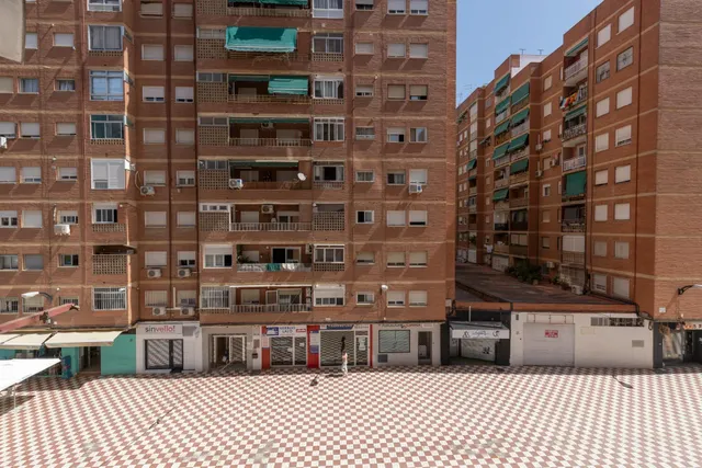 PISO JUNTO PLAZA DE LA HIPICA - AVENIDA DE AMERICA — 37