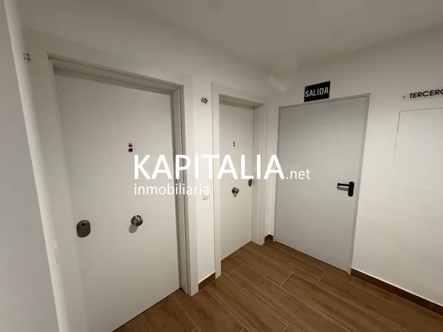 ALQUILER DE PISO DE OBRA NUEVA A ESTRENAR, LIBRE DE GASTOS D - foto 5