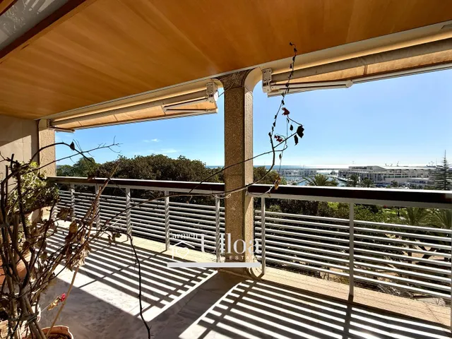 Apartamento exclusivo en avd doctor gadea con vistas al mar — 17