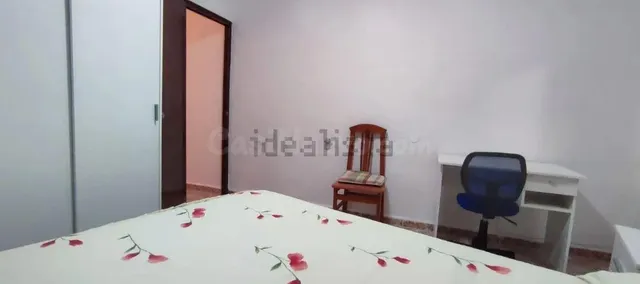 SE ALQUILA habitaciones PARA ESTUDIANTES - foto 2