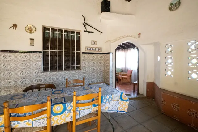 Finca rústica con casa terrera y vistas al mar en tierra del trigo, los silos — 22