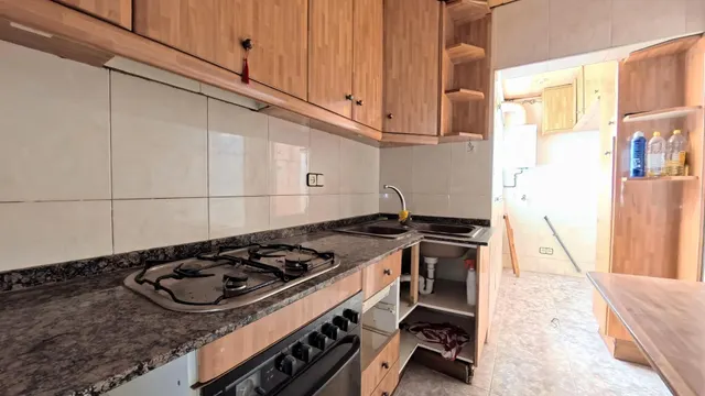 Piso en venta en la zona de Valldaura, con ascensor y balcón — 7