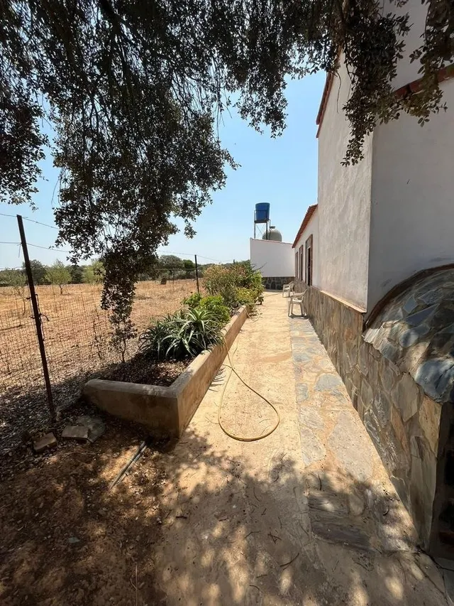 CHALET EN VENTA CTRA OLIVENZA-CHELES — 19
