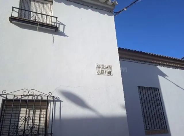 SE VENDE casa OKUPA en C Sargento Jurado 33 de Marinaleda - foto 2