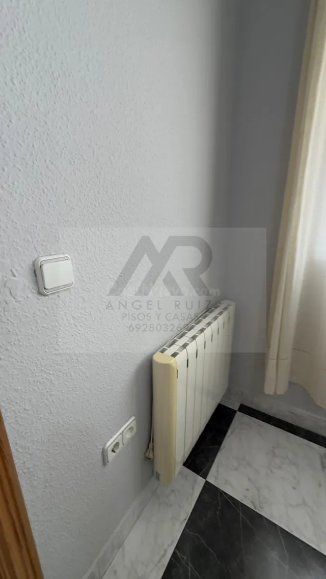 Piso de 3 dormitorios totalmente amueblado junto al estadio romano de Mérida – ideal inversores — 43