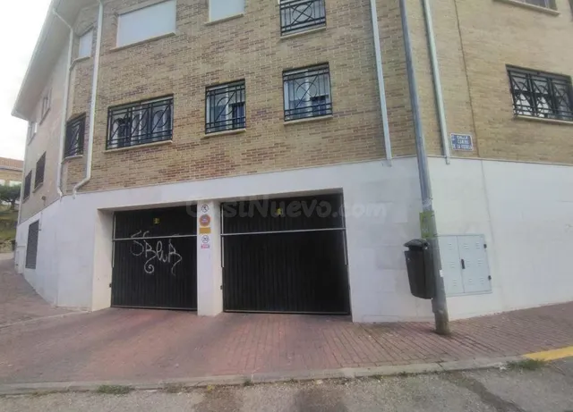 Garaje 11m² en venta - Casco antiguo pedrezuela - foto 4