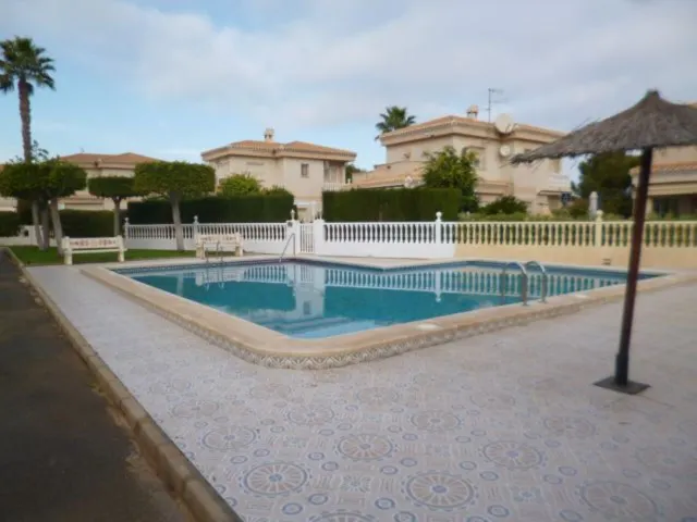 Villa 3 habitaciones 95m² en venta - La Zenia — 23