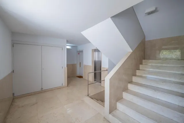 FUENTE DE LAS BATALLAS-PISO DE 197m2 EN EDIFICIO ZAIDA — 12