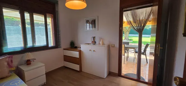CASA SEMIREFORMADA COMODIDAD SIN ESCALERA — 27