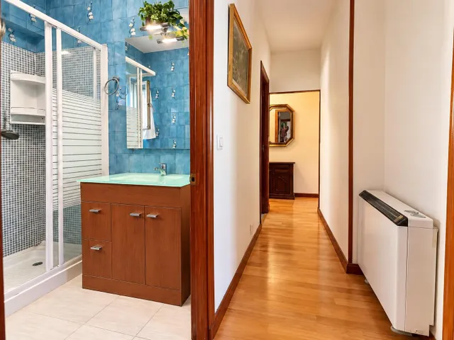 Piso de 2 dormitorios con terraza y grandes posibilidades de reforma en Simancas, Madrid — 25