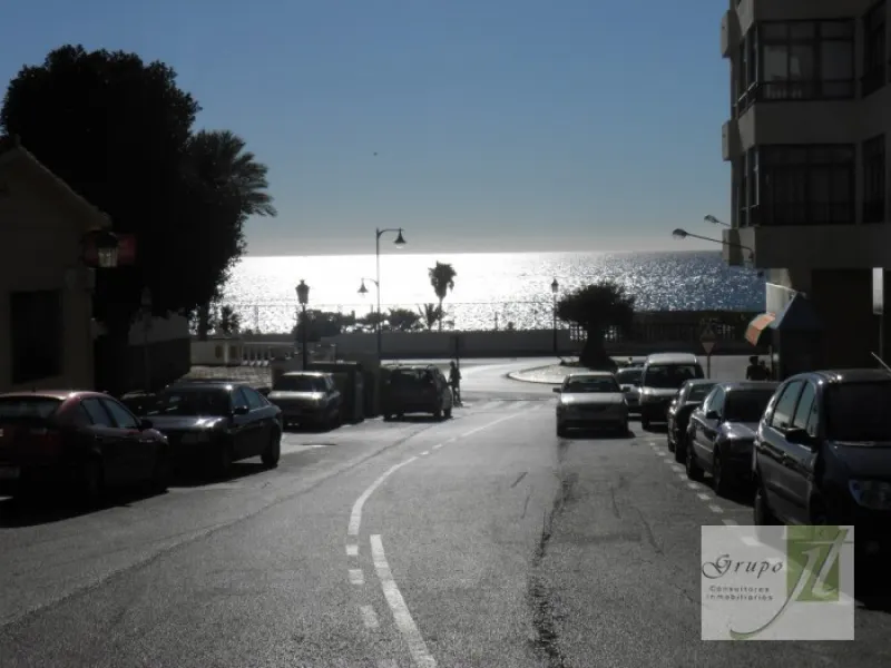Bonito Piso Junto al Puerto y Plaza de Toros Estepona