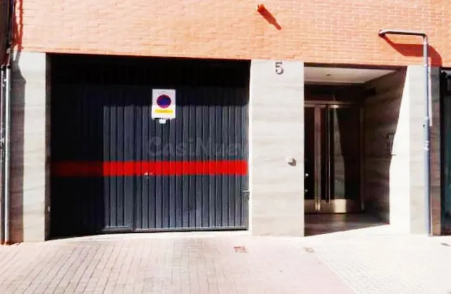 Garaje 29m² en venta - Luis Montoto - Santa Justa - foto 3
