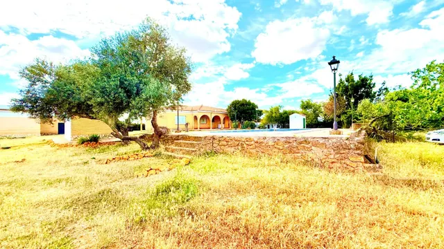 PARCELA DE 5000 M2 CON 1050 EDIFICADOS - foto 4