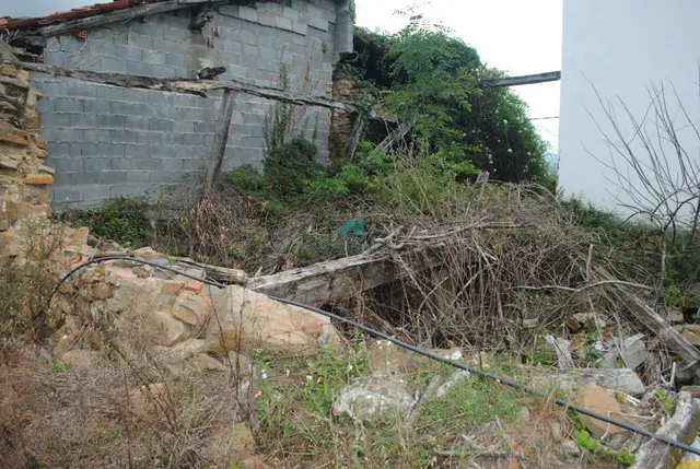 Se vende terreno con proyecto para construir una casa - foto 2