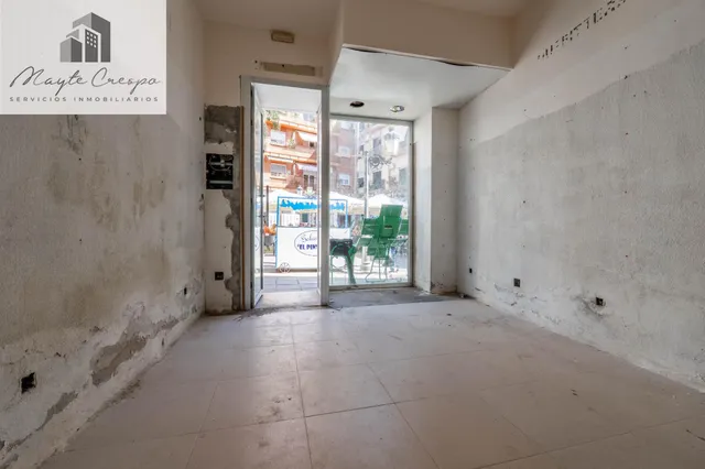 Oportunidad de Inversión en Local Comercial en el Centro de Almuñécar — 11