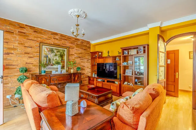 Amplia vivienda familiar en venta en tomás morales — 10
