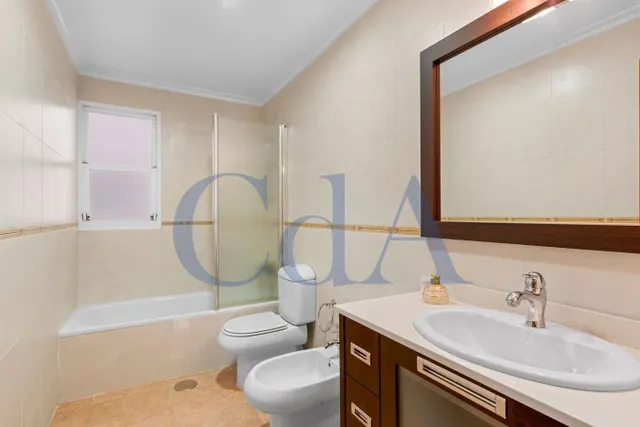 SE VENDE APARTAMENTO / ASCENSOR / TORREVIEJA / ALICANTE — 31