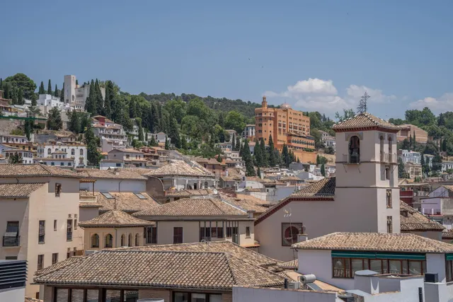 VENTA DE CÉNTRICO PISO CON LICENCIA TURÍSTICA - GRANADA — 33