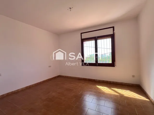 Finca rústica con chalet y piscina en Valls — 6