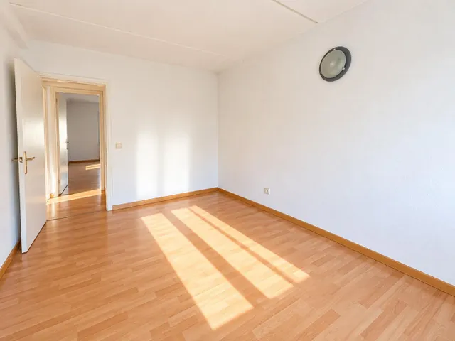Se vende piso en el prat del llobregat, zona san cosme — 8