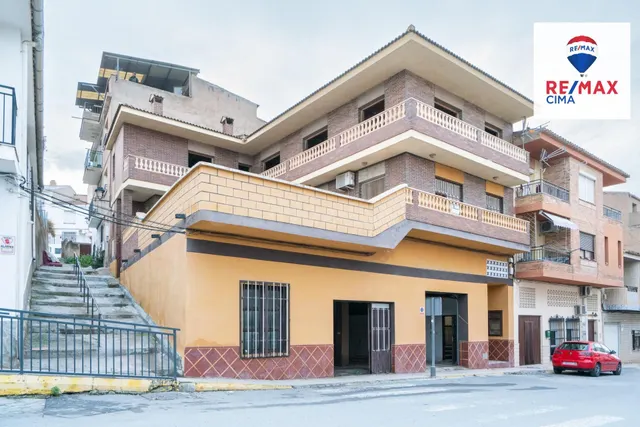 GRAN OPORTUNIDAD EN EL CENTRO DE ZÚJAR – VIVIENDA CON EXCELE - foto 2