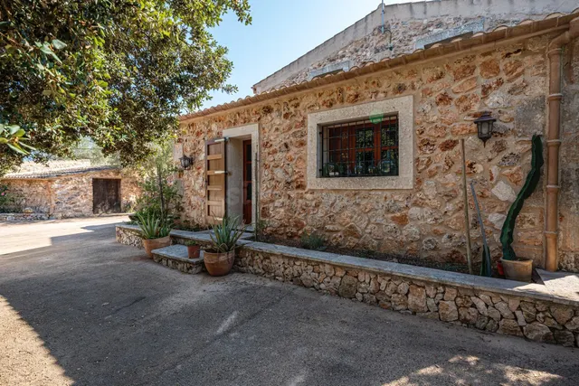 Villa de campo con piscina privada y casa de invitados . — 38