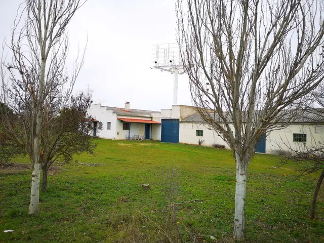 Terreno Residencial al lado del Estadio Helmántico - foto 4