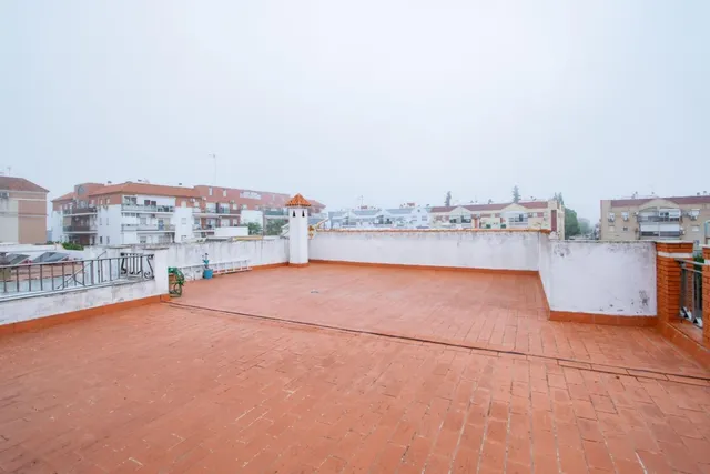 Estupenda vivienda en San José de La Rinconada con patio y azotea!!! — 27