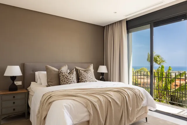 Chalet 4 habitaciones 551m² en venta - Marbella — 18