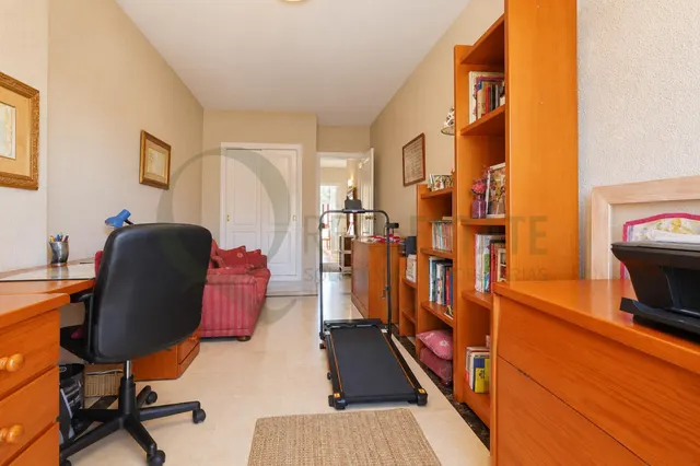 Chalet adosado con terrazas en Cabo de las Huertas, a pocos pasos del mar — 24