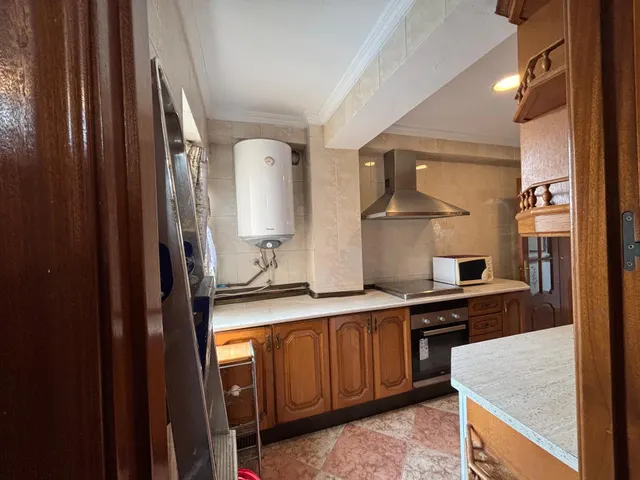 Piso en venta en la zona de Portada Alta-La Barriguilla — 3