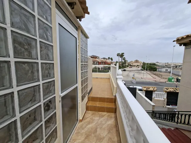 Precioso bungalow ubicado en Orihuela Costa — 19