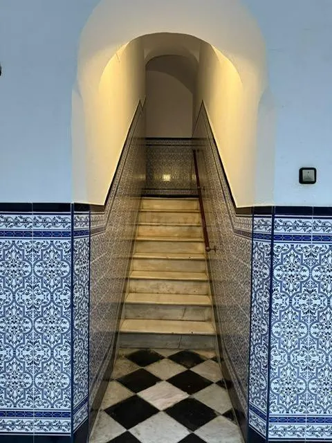 Piso alquiler anual centro Cadiz — 2