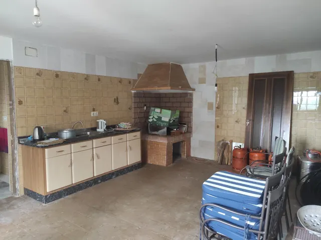 CASA EN VENTA CON AMPLIA FINCA — 23