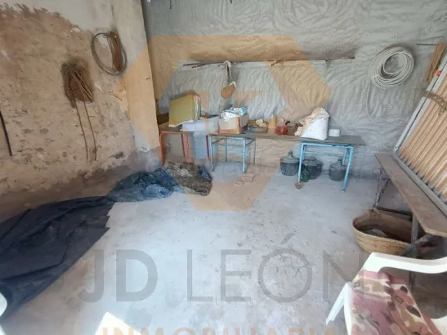 SE VENDE CASA CON PARCELA EN BARINAS - foto 5