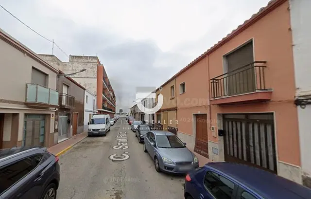 Casa de pueblo okupada en Piles (Valencia) - foto 2