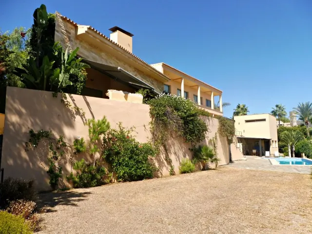Chalet con vistas despejadas al mar en la mejor Urb. de Málaga — 26