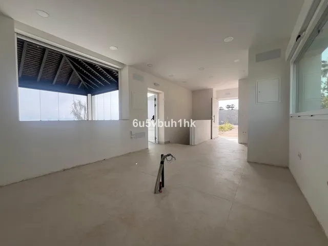 Restaurante 300m² en venta - Marbella — 11
