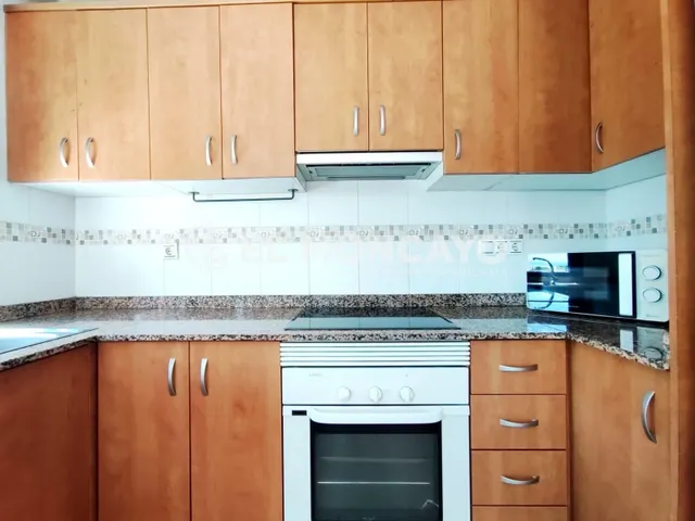 Fantástico apartamento con vistas al mar en Torrevieja, Alicante — 14