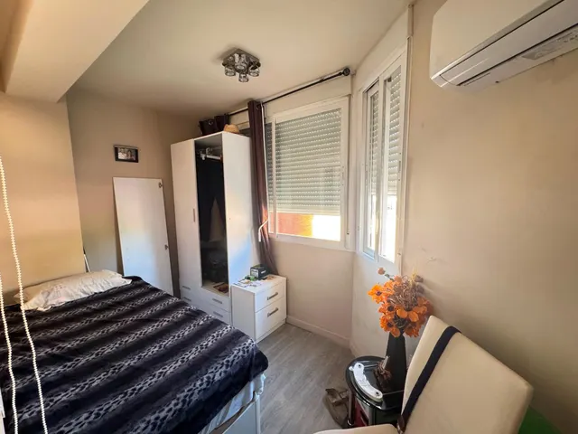 Estudio reformado a unos metros de la playa — 8