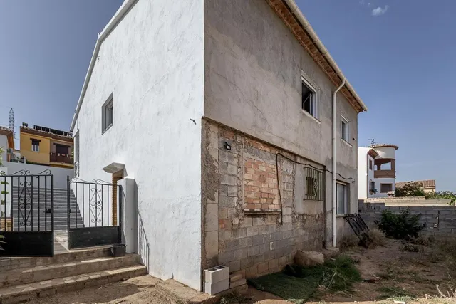 Casa en venta en Monachil (Granada) – Amplia, luminosa y con gran potencial — 41