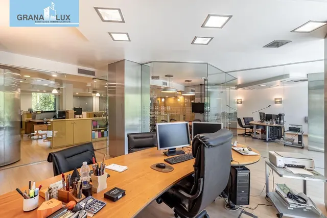 EXCLUSIVO INMUEBLE EN PLAZA DE CARRETAS, JUNTO AL EMBLEMÁTICO PASEO DEL SALÓN — 6
