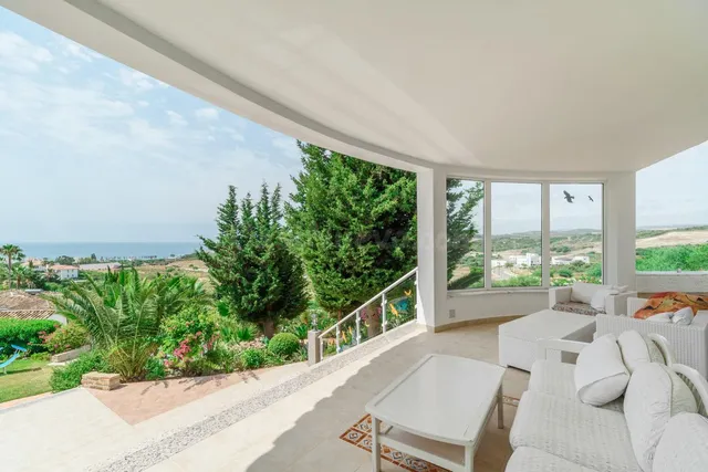 Chalet 5 habitaciones 451m² en venta - Costa Del Sol - foto 3