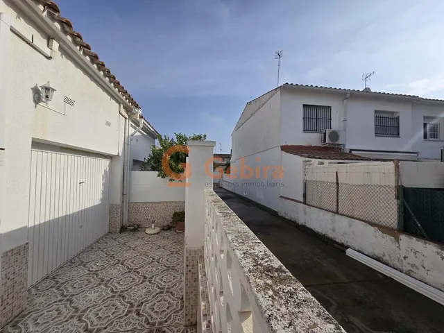 Casa adosada en Plademar de 4 habitaciones dobles — 26