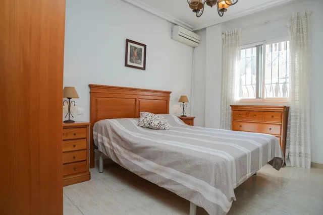 ESTUPENDA VIVIENDA EN PLANTA BAJA CON PISCINA COMUNITARIA — 11