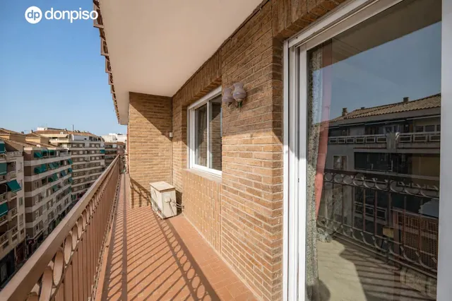 Impresionante piso en el centro de Granada. — 16